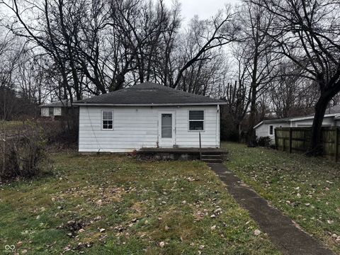 Photo of 1510 Michigan Street, New Castle, IN 47362 (MLS # 22076495)