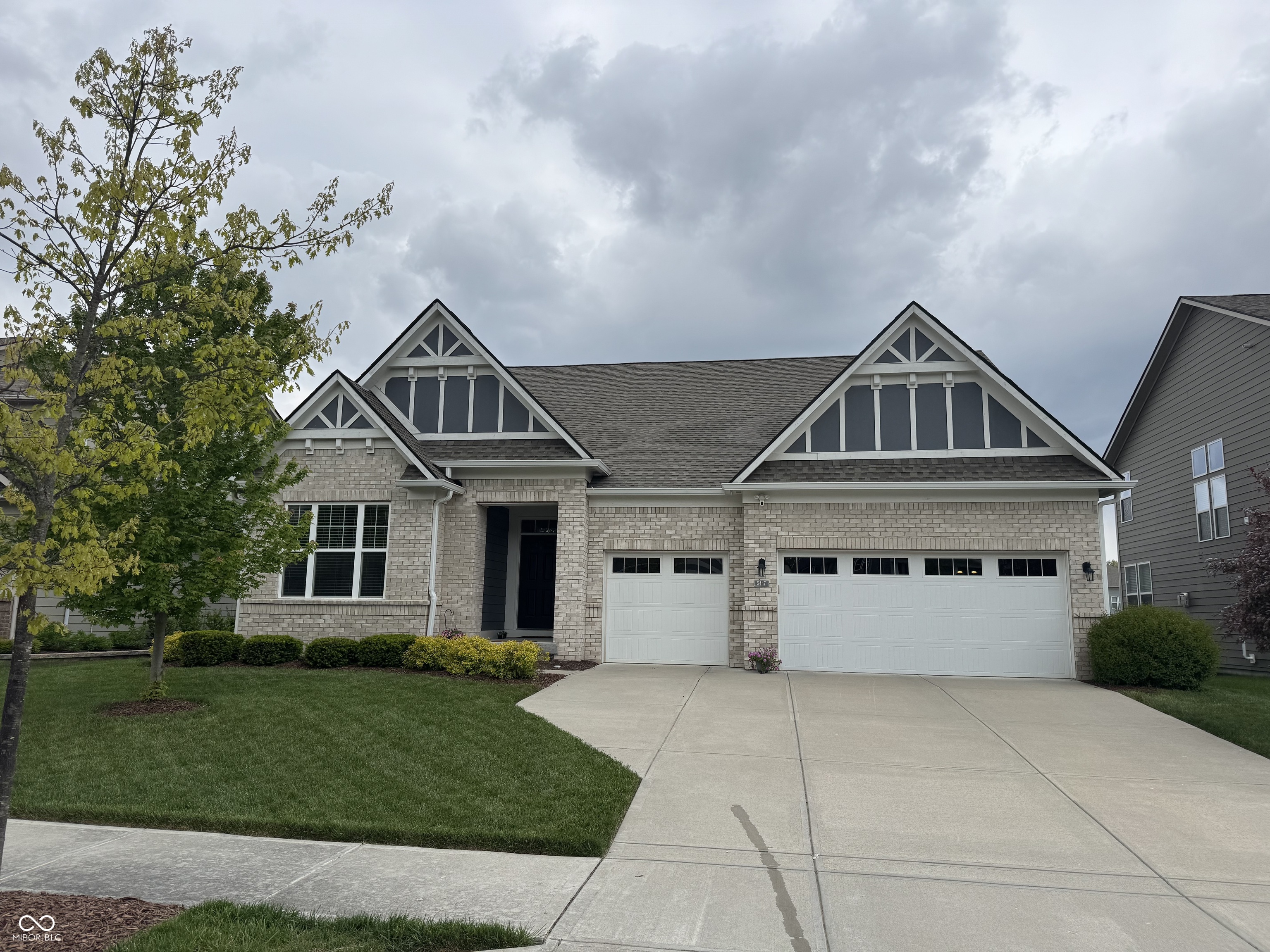 5447 Forest Glen Drive