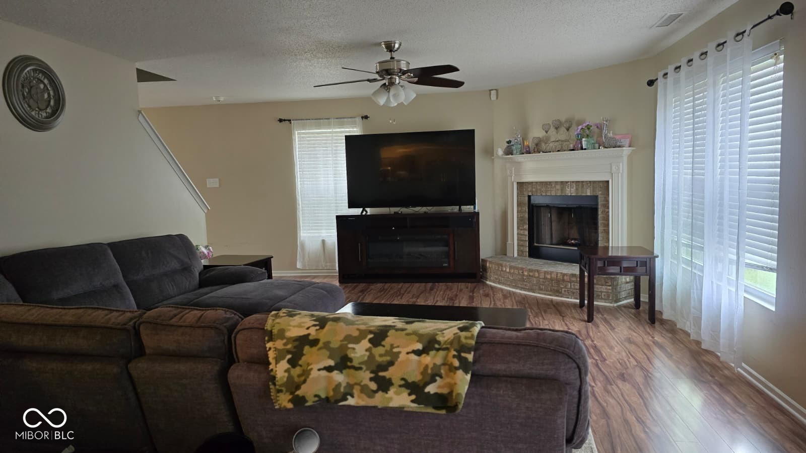 1220 N Aberdeen Drive