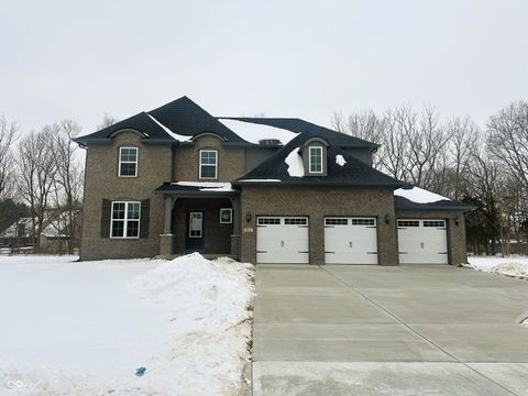 1914 Delp Court Avon IN 46123