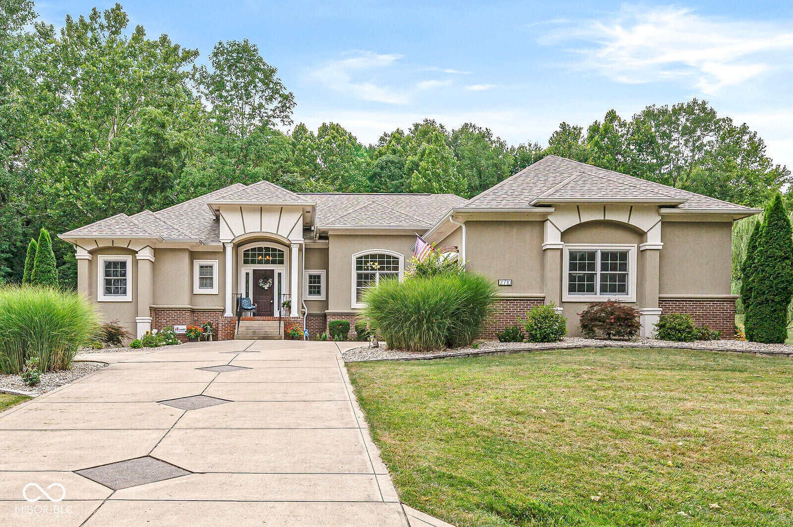 2710 Grey Fox Drive