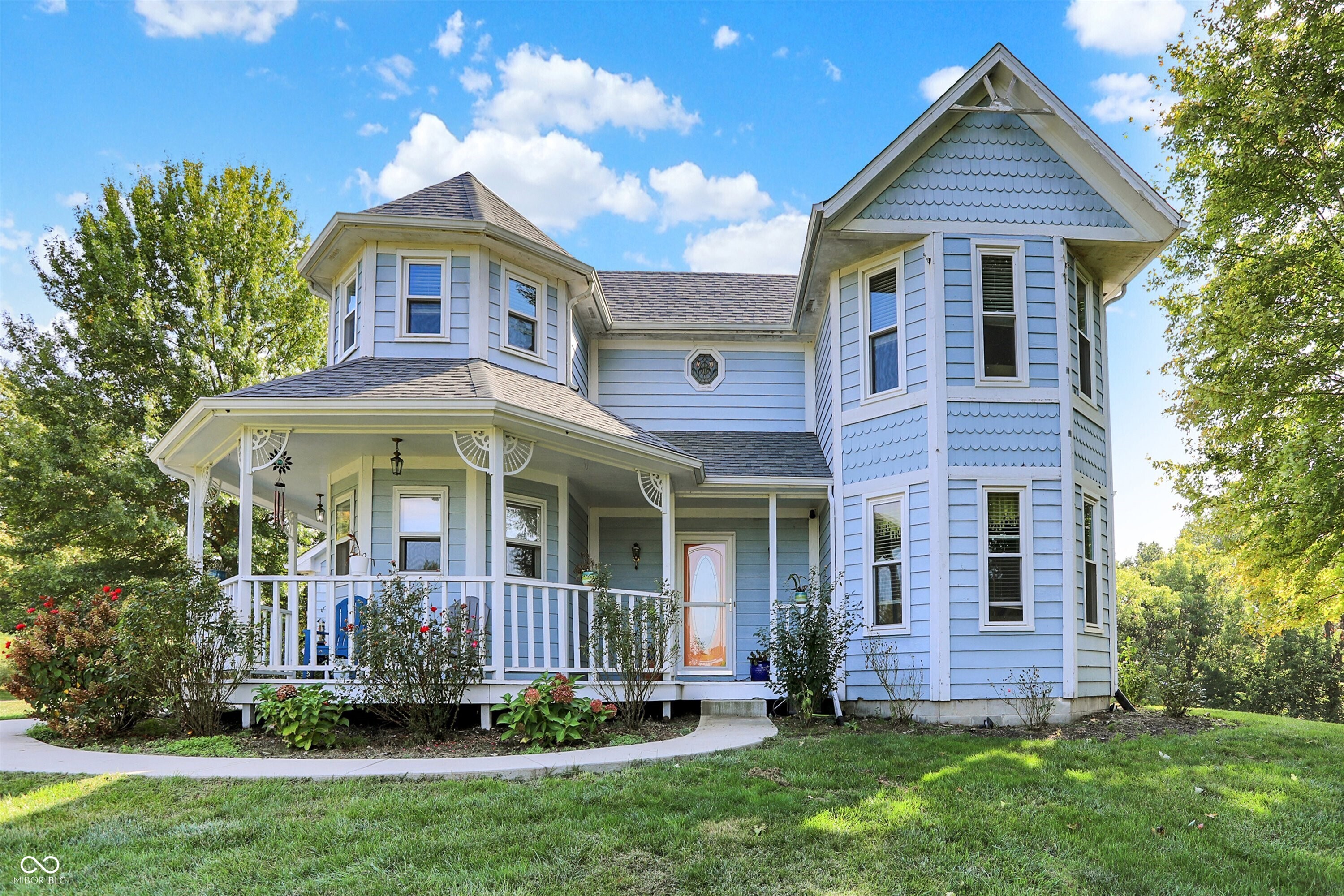 2025 Deer Lake Drive