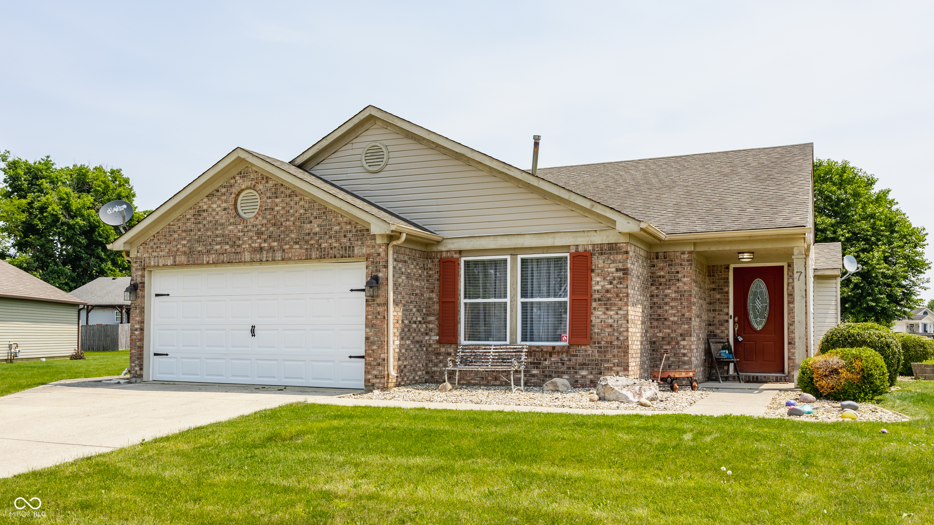 7 Pondview Court