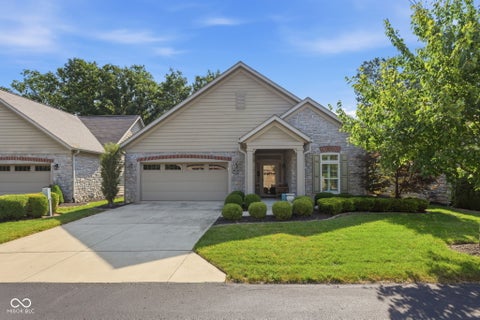 Photo of 9805 Rue Renee LN, McCordsville, IN 46055 (MLS # 22116996)