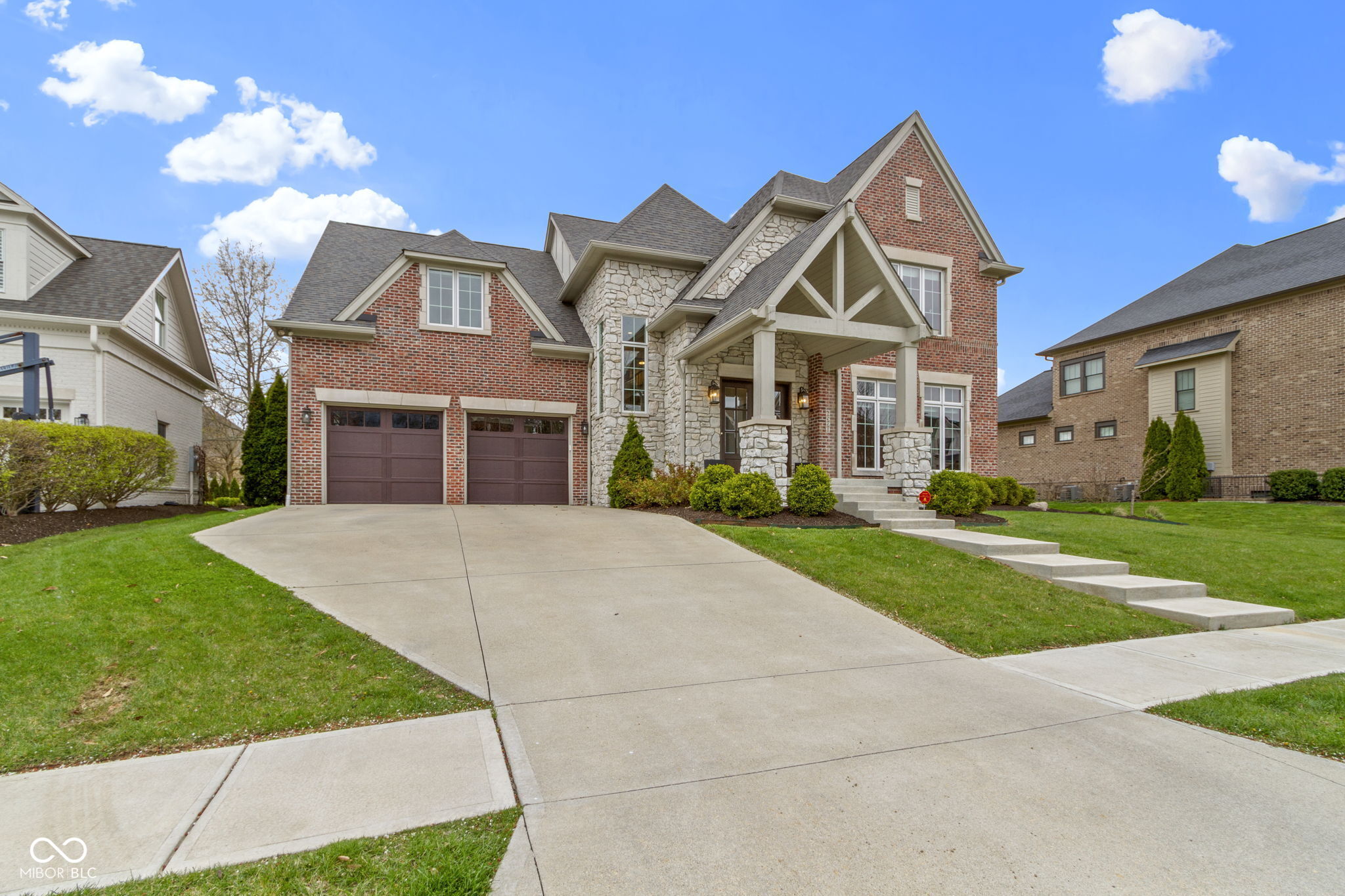 6590 W Deerfield Drive
