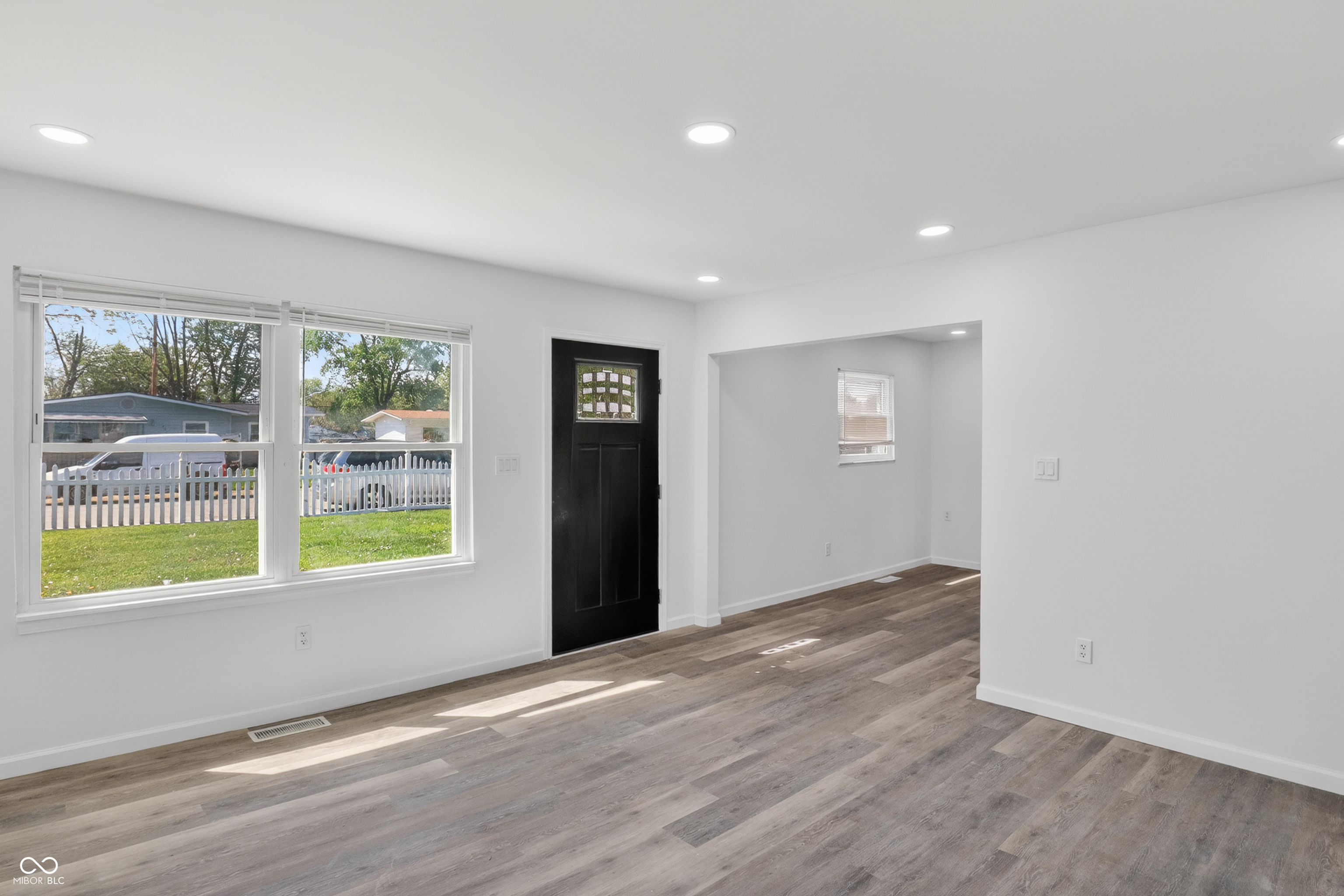 2745 Caroline Avenue