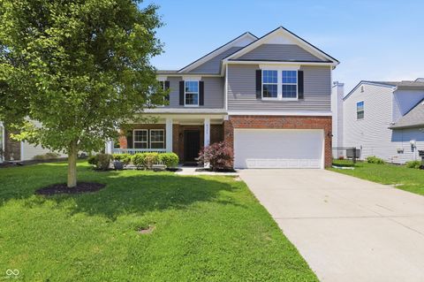 Photo of 8324 Fieldfare Way, Indianapolis, IN 46237 (MLS # 22101788)