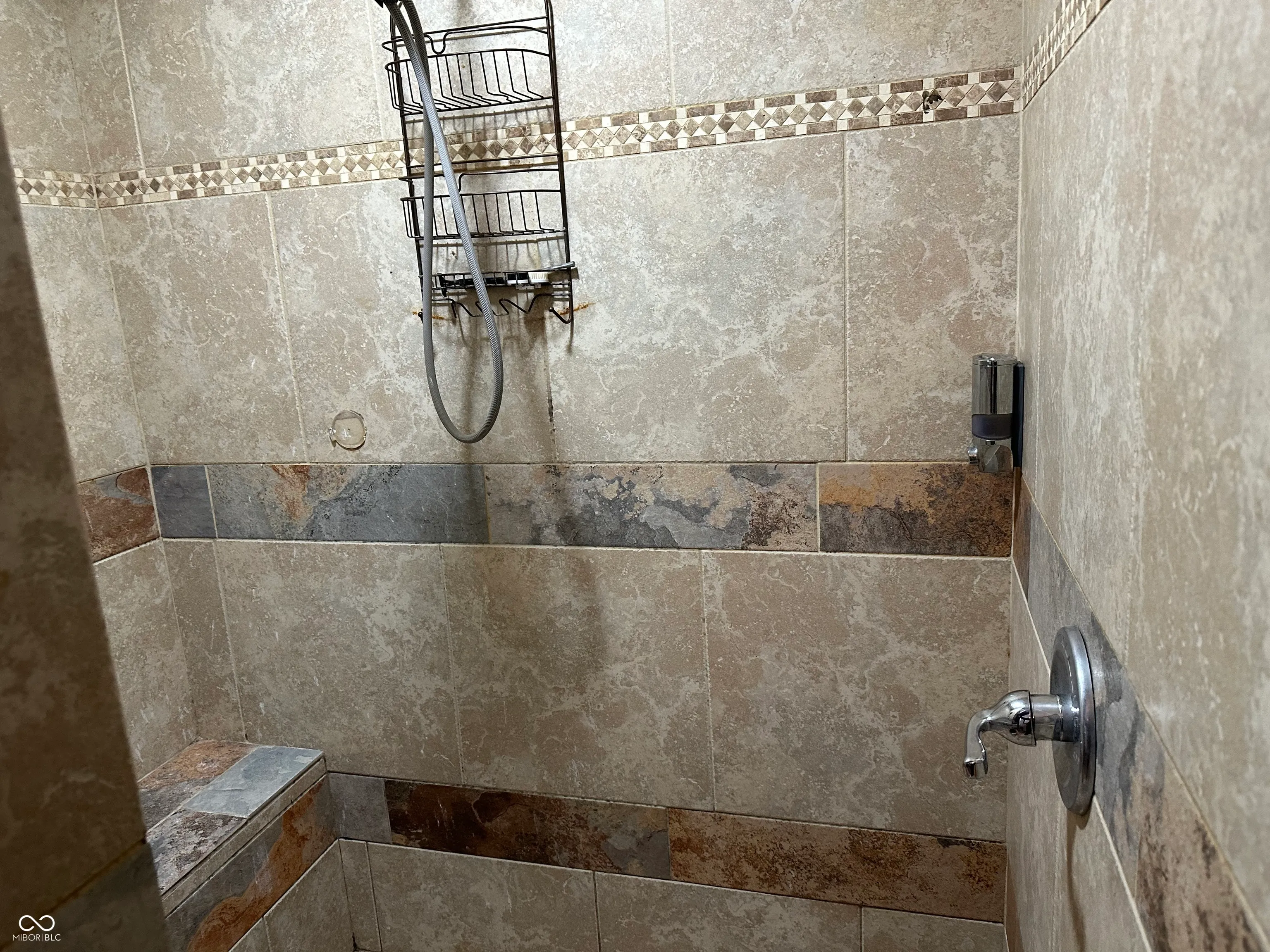 Seymour, Indiana 47274, United States, 2 Bedrooms Bedrooms, ,1 BathroomBathrooms,Residential,Active,79886