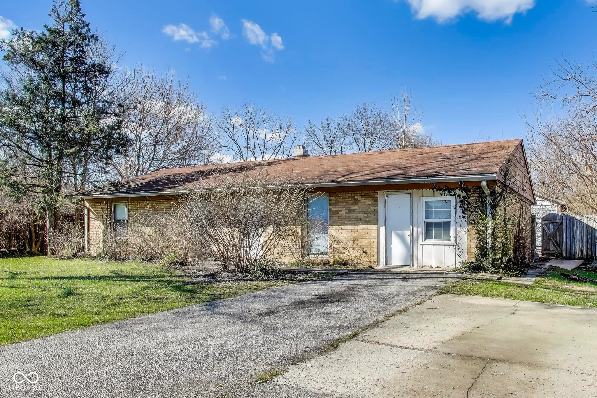 Indianapolis, Indiana 46219, United States, 4 Bedrooms Bedrooms, ,2 BathroomsBathrooms,Residential,Active,96879