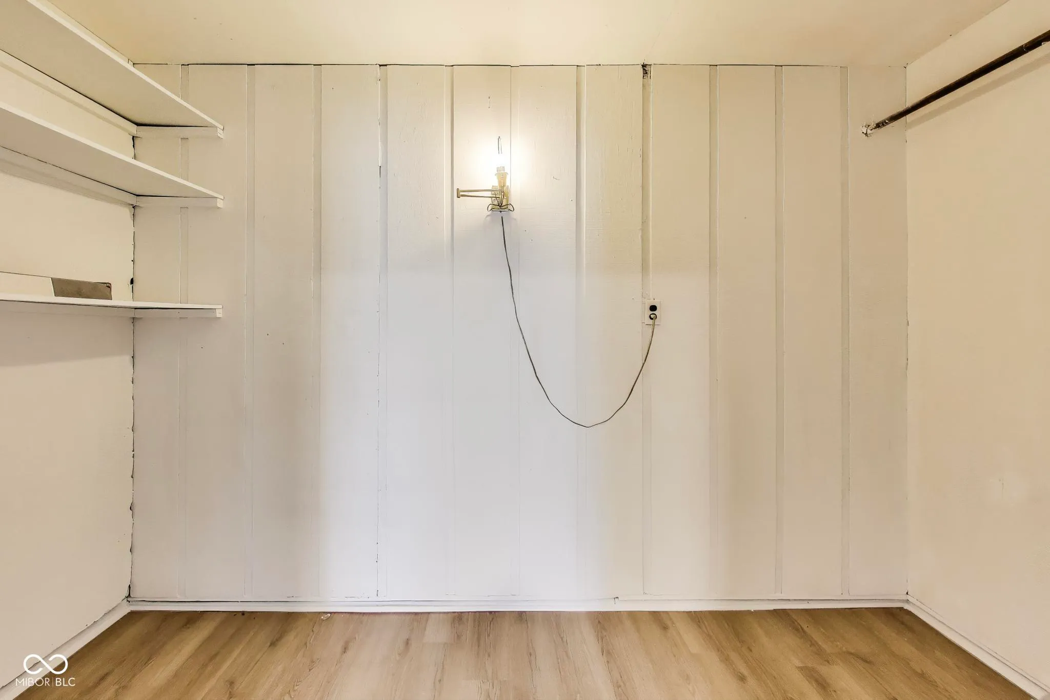 Indianapolis, Indiana 46219, United States, 4 Bedrooms Bedrooms, ,2 BathroomsBathrooms,Residential,Active,96879