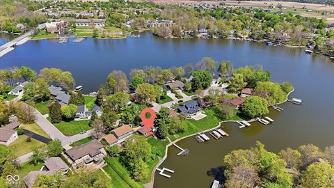 Photo of 2427 Hawthorn Place, Noblesville, IN 46062 (MLS # 22087033)