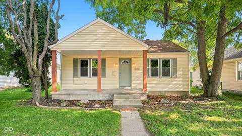 Photo of 1010 Southern Avenue, New Castle, IN 47362 (MLS # 22118822)