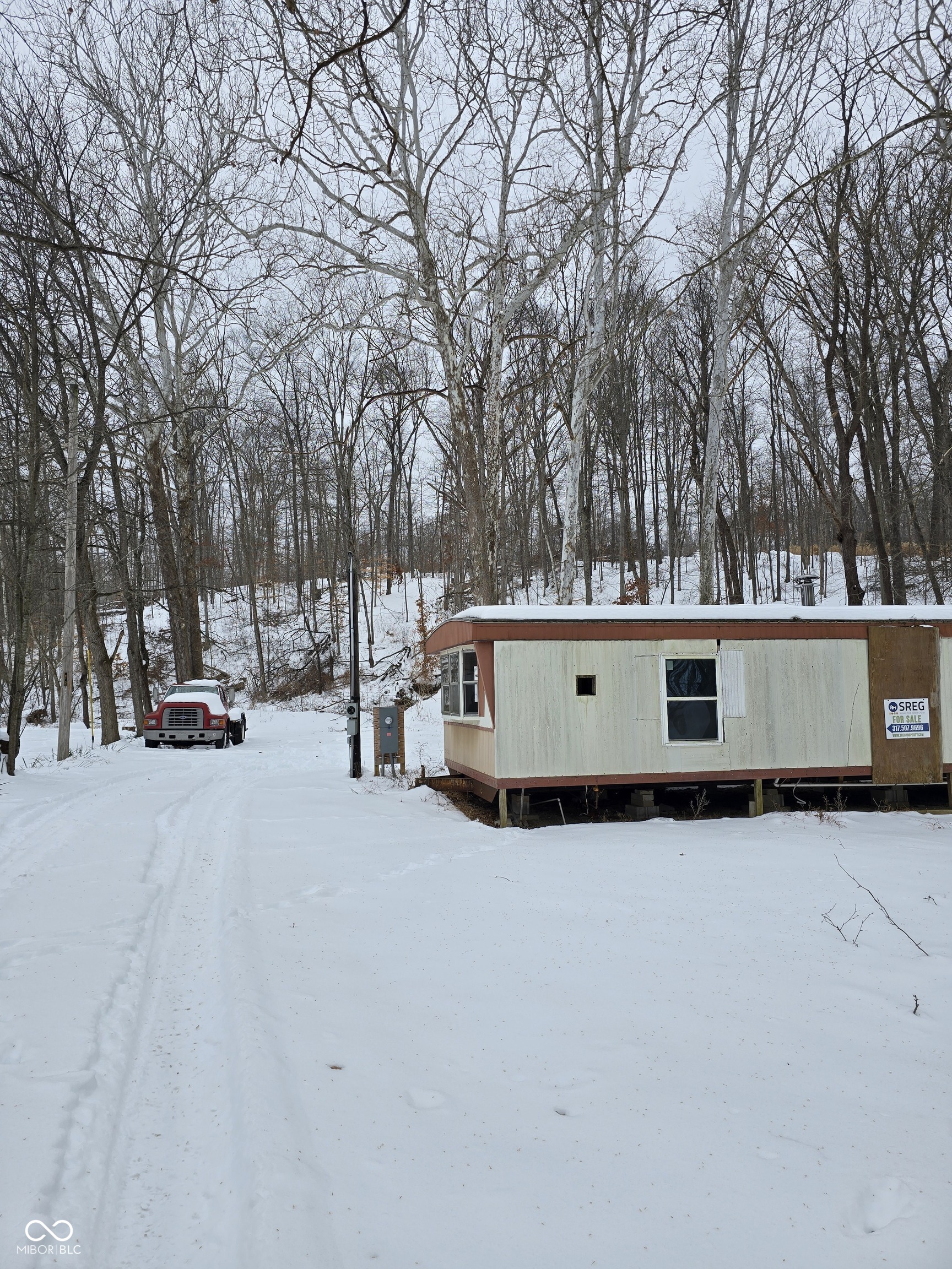 1318 State Road 135 S