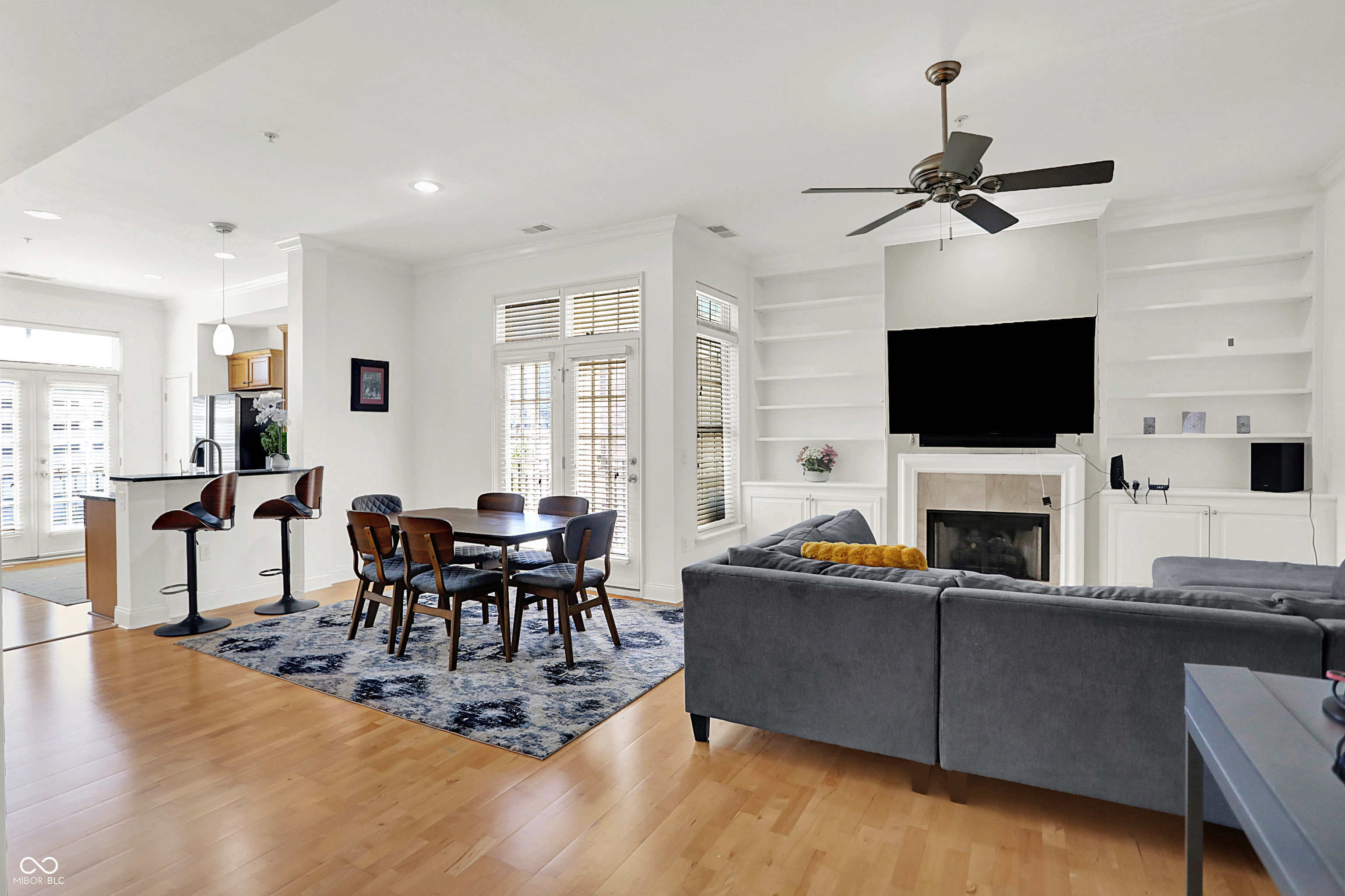 450 E Ohio Street 321