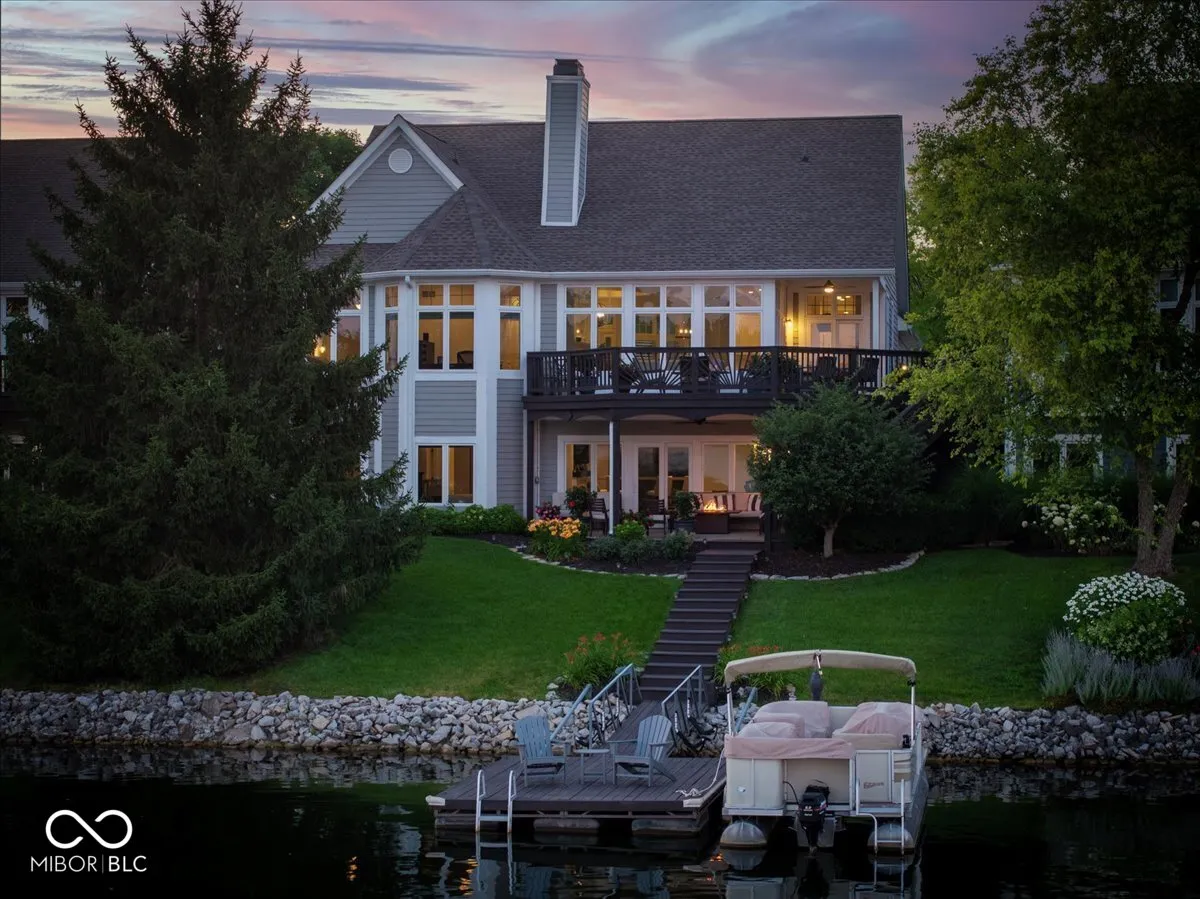 Fishers, Indiana 46037, United States, 3 Bedrooms Bedrooms, ,3 BathroomsBathrooms,Residential,Pending,163254