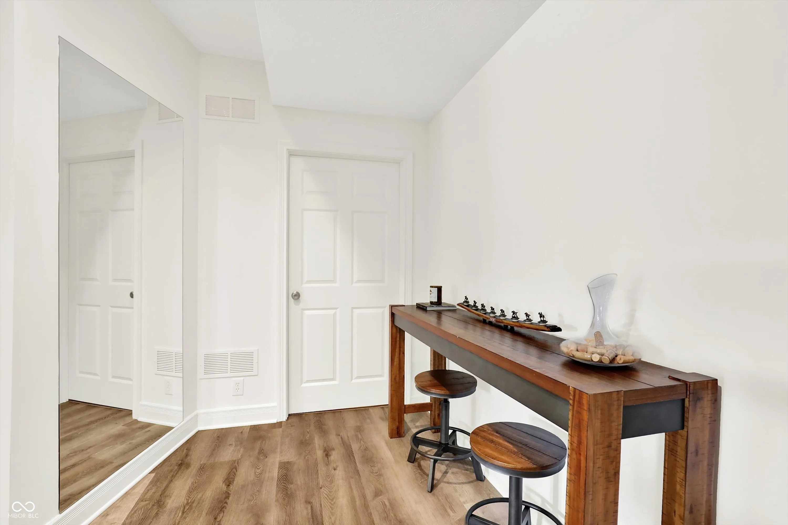 Fishers, Indiana 46037, United States, 3 Bedrooms Bedrooms, ,3 BathroomsBathrooms,Residential,Pending,163254