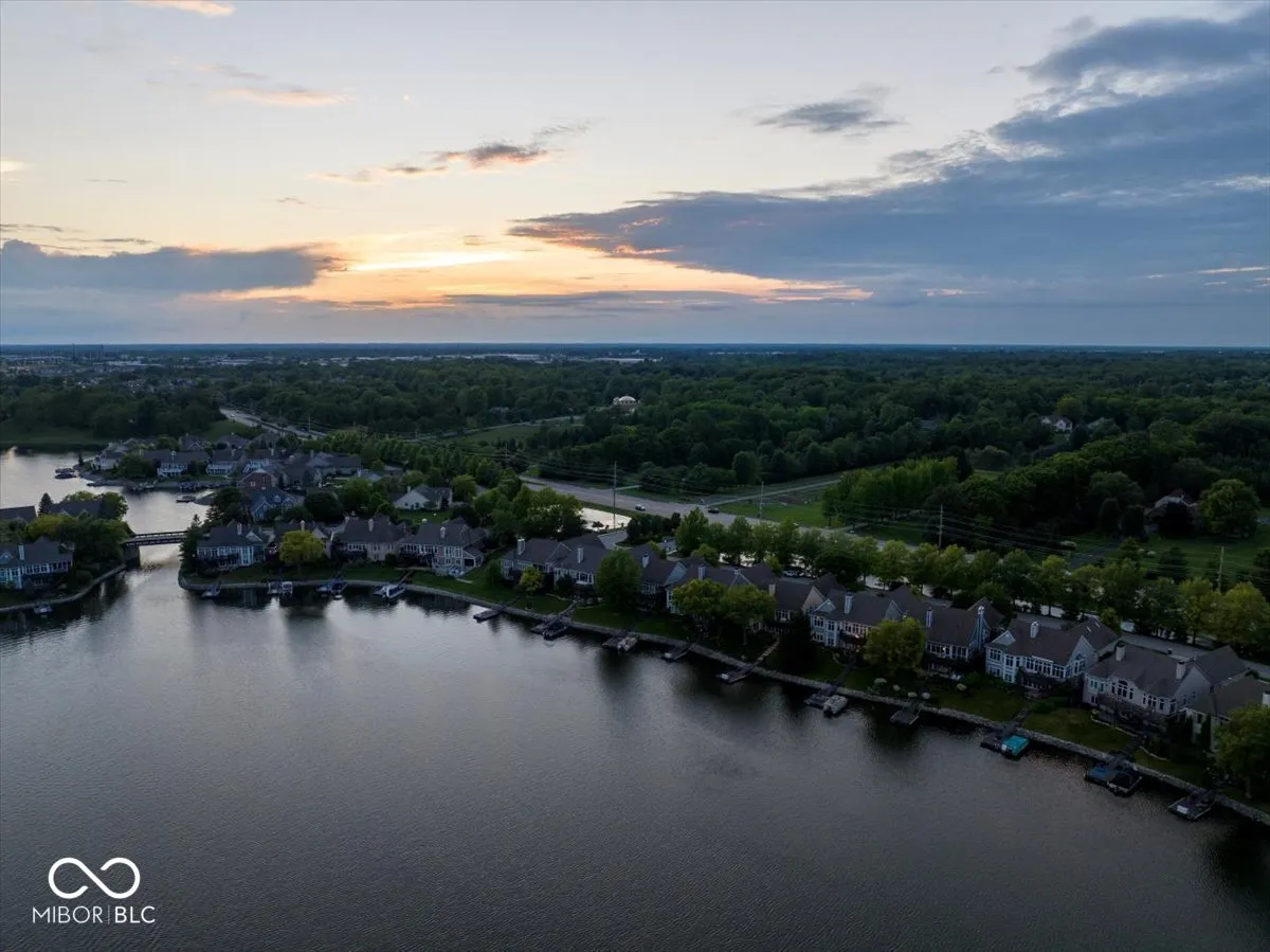 Fishers, Indiana 46037, United States, 3 Bedrooms Bedrooms, ,3 BathroomsBathrooms,Residential,Pending,163254