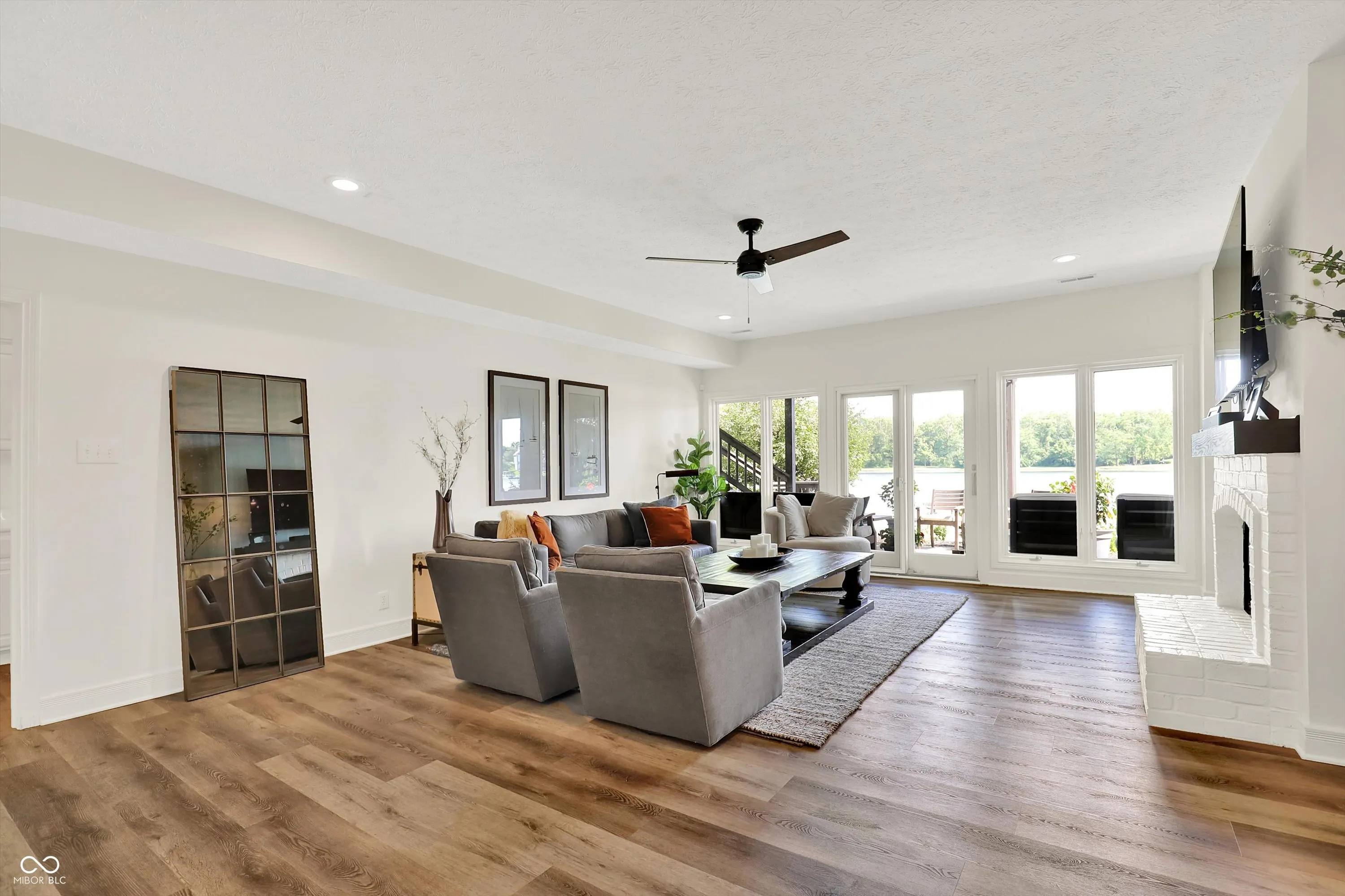 Fishers, Indiana 46037, United States, 3 Bedrooms Bedrooms, ,3 BathroomsBathrooms,Residential,Pending,163254