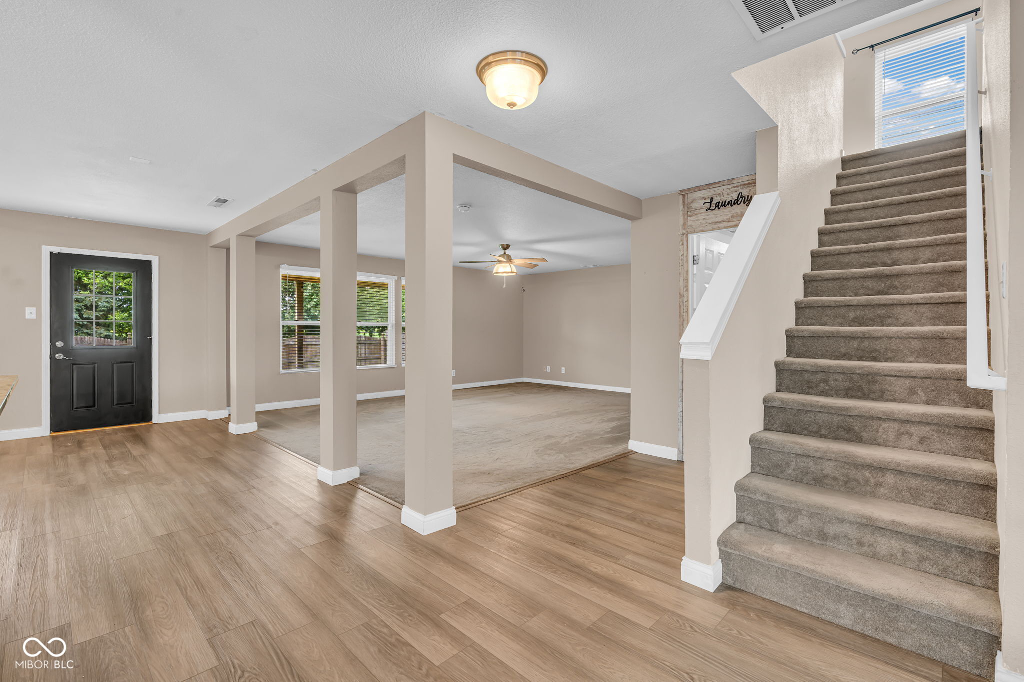 11461 N Creekside Drive