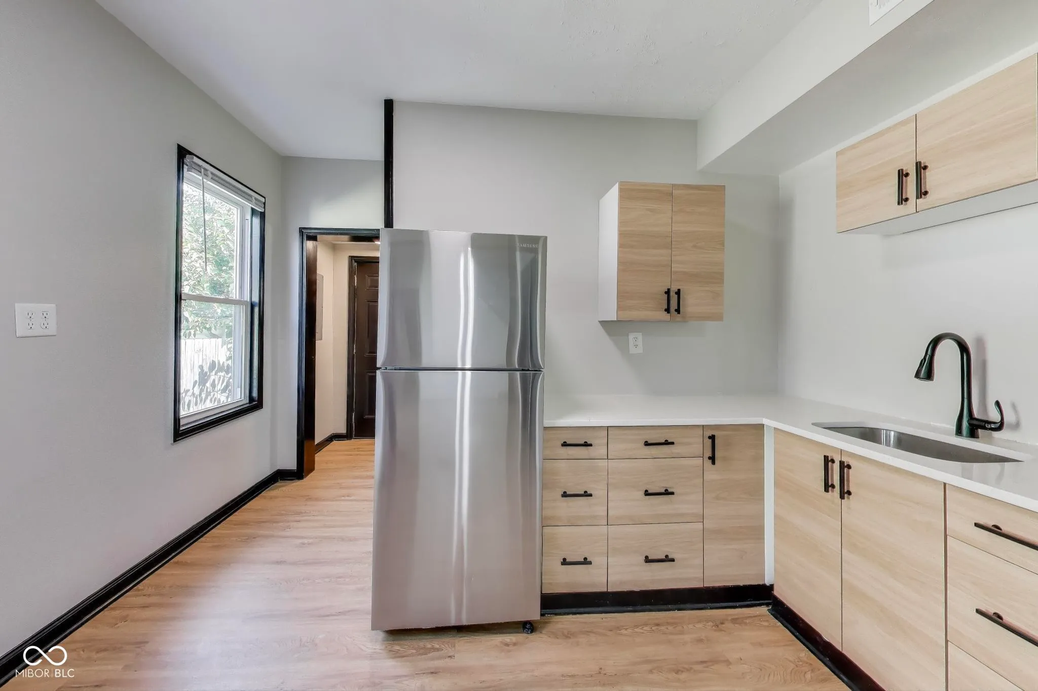 Indianapolis, Indiana 46225, United States, ,Residential,Active,222982