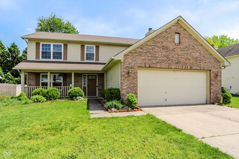 Photo of 6031 Candlewick Drive, Indianapolis, IN 46228 (MLS # 22099278)