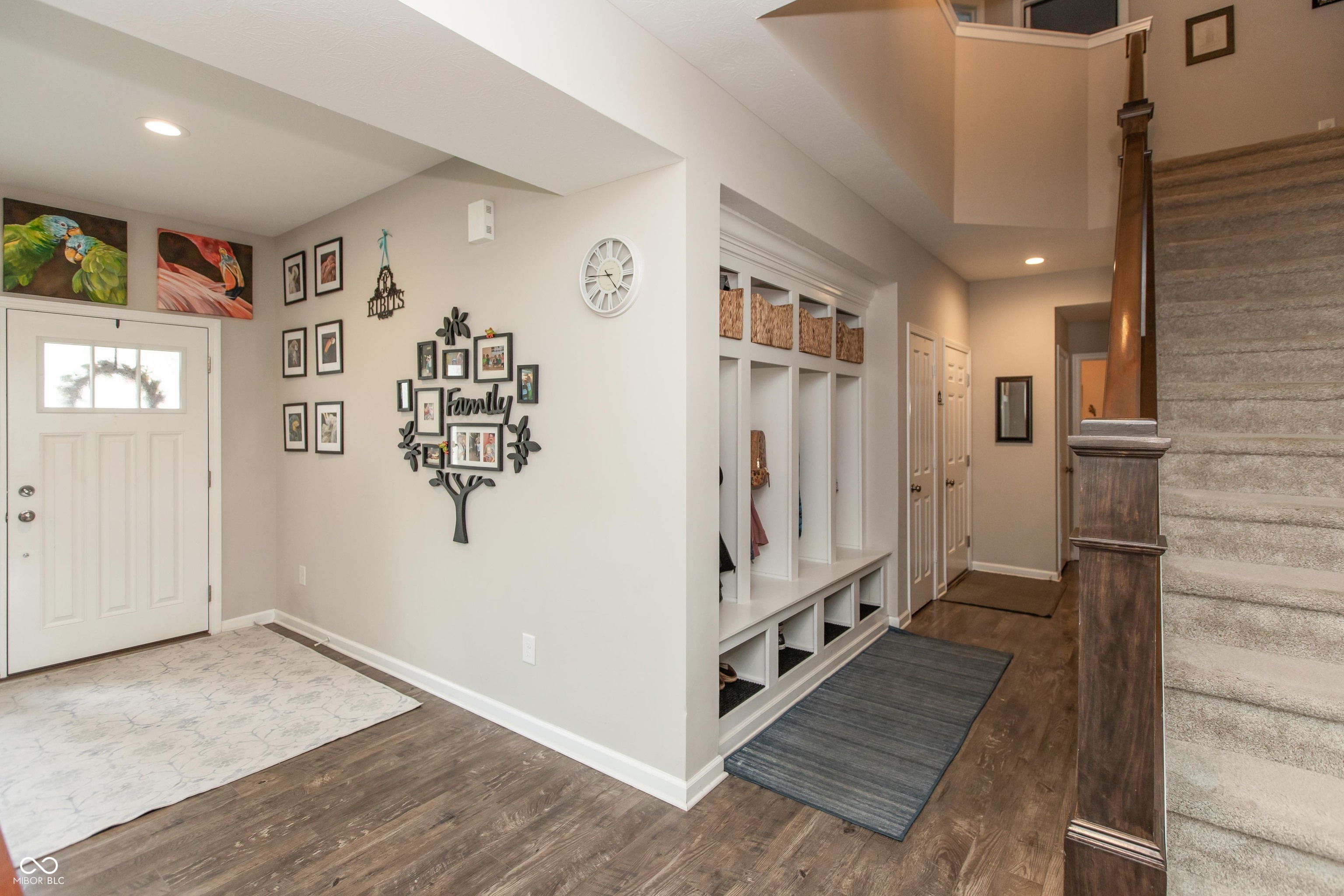 5450 Forest Glen Drive