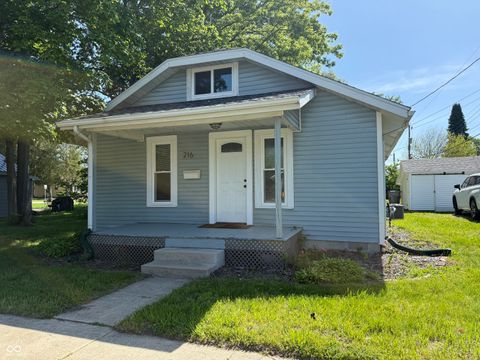 Photo of 216 N Sherman Street, Warsaw, IN 46580 (MLS # 22103810)