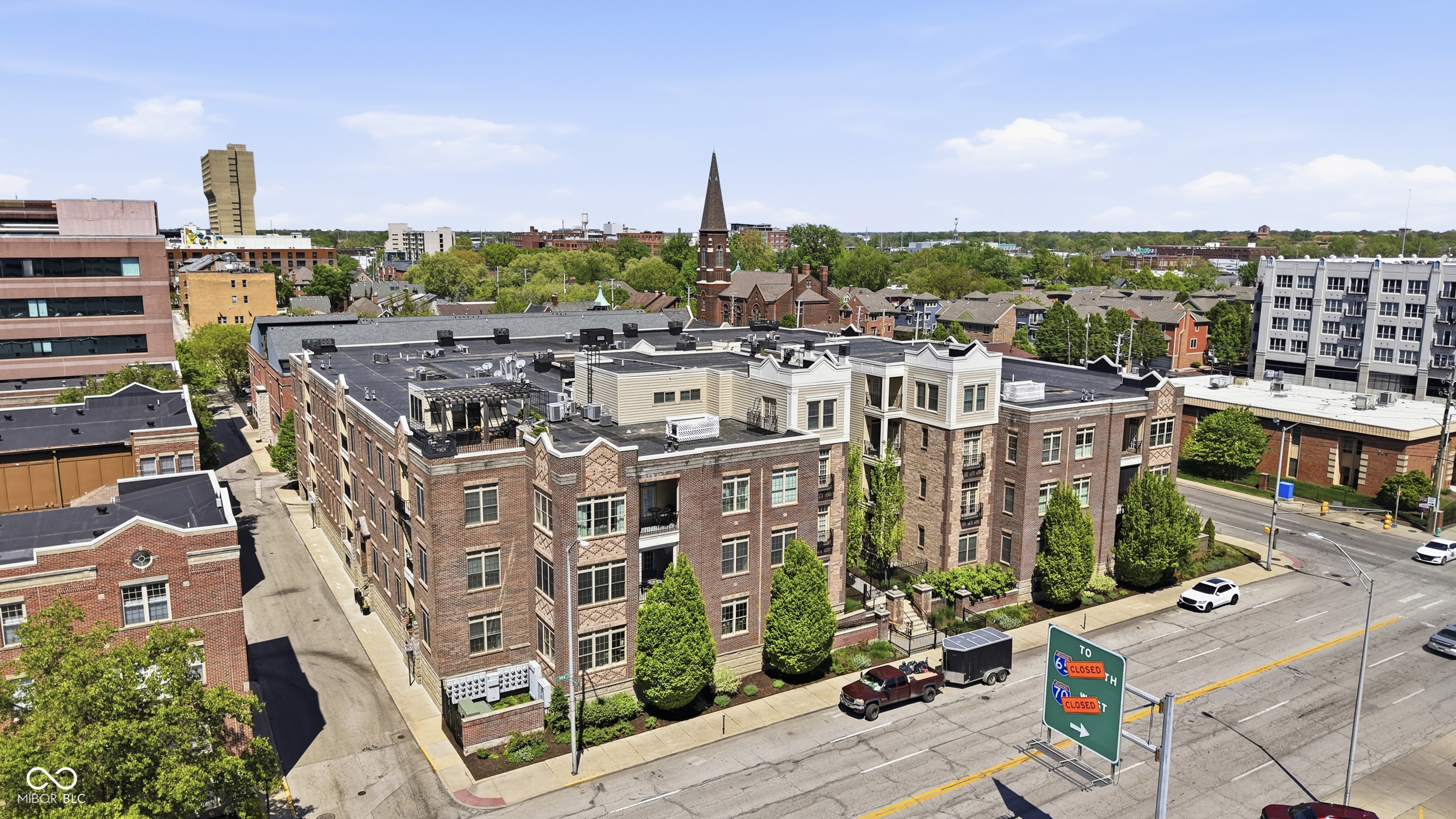 450 E Ohio Street 220