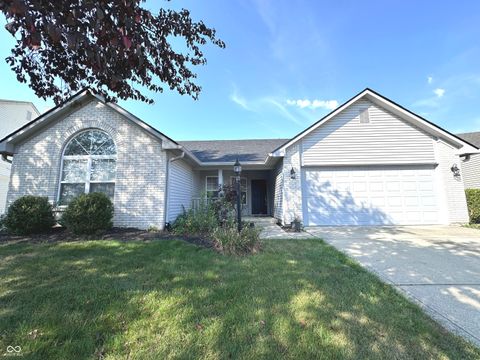 Photo of 722 Sweet Creek Drive, Indianapolis, IN 46239 (MLS # 22088864)