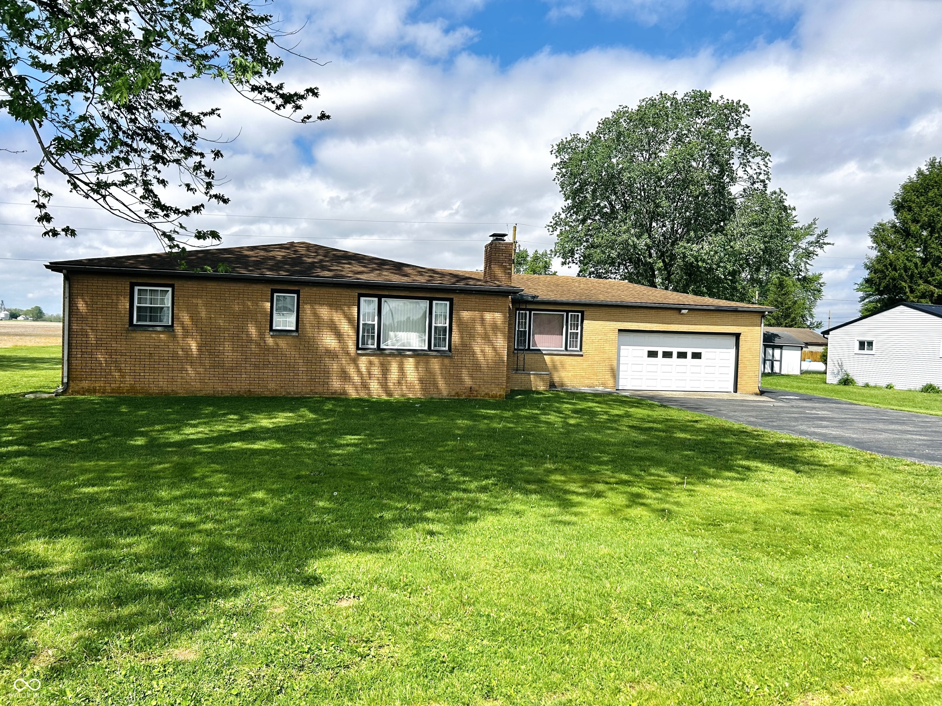 4557 S State Road 9
