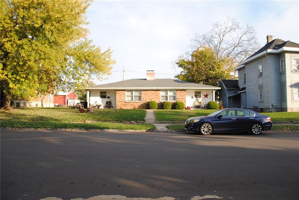 Photo 1 of 3 — 436-438 W 3rd Street, Rushville, IN 46173