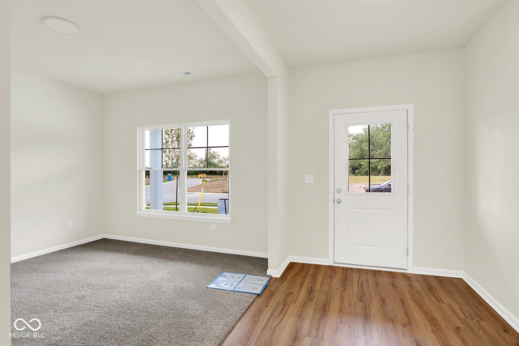 2733 Bo Street W