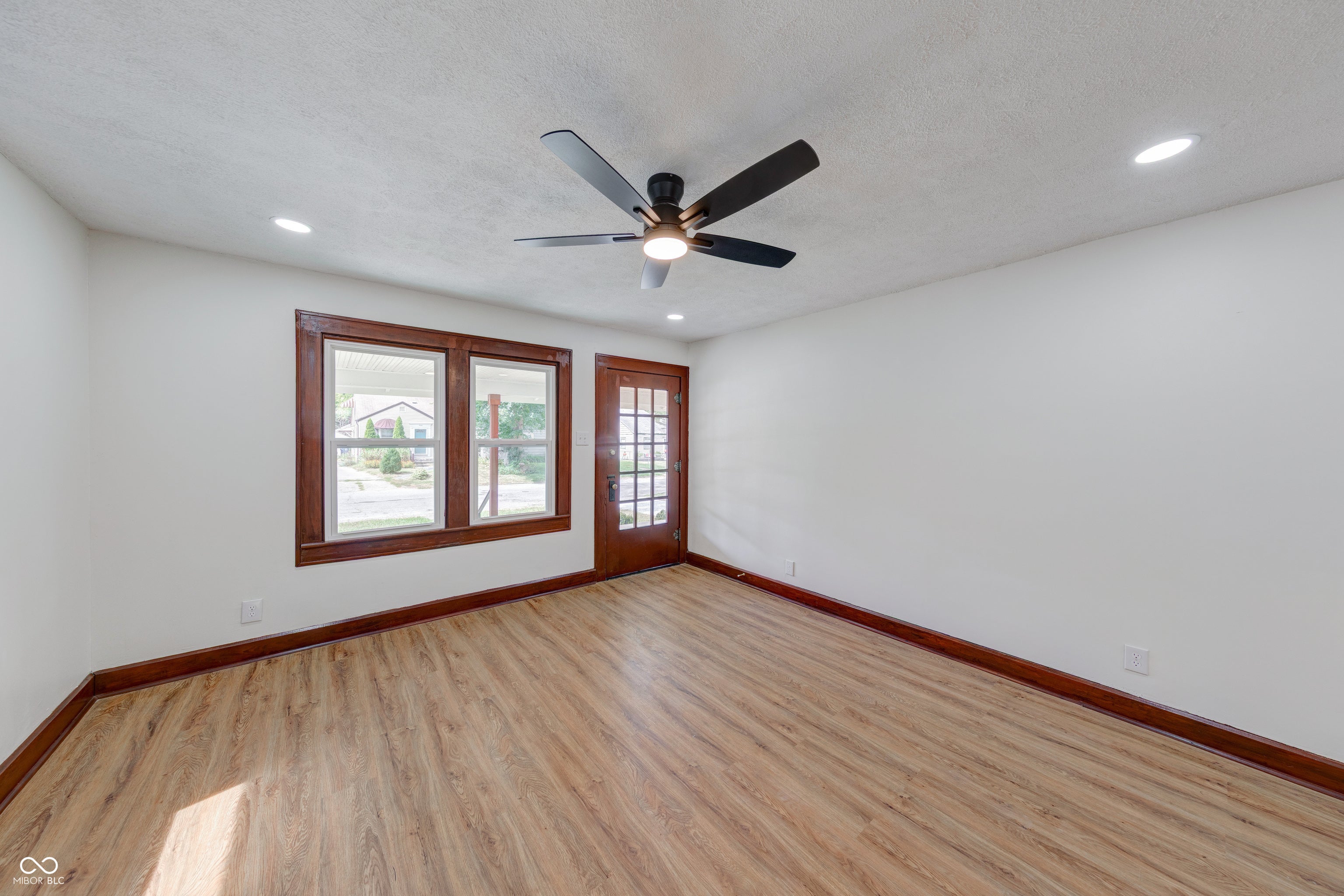 5153 Kingsley Drive
