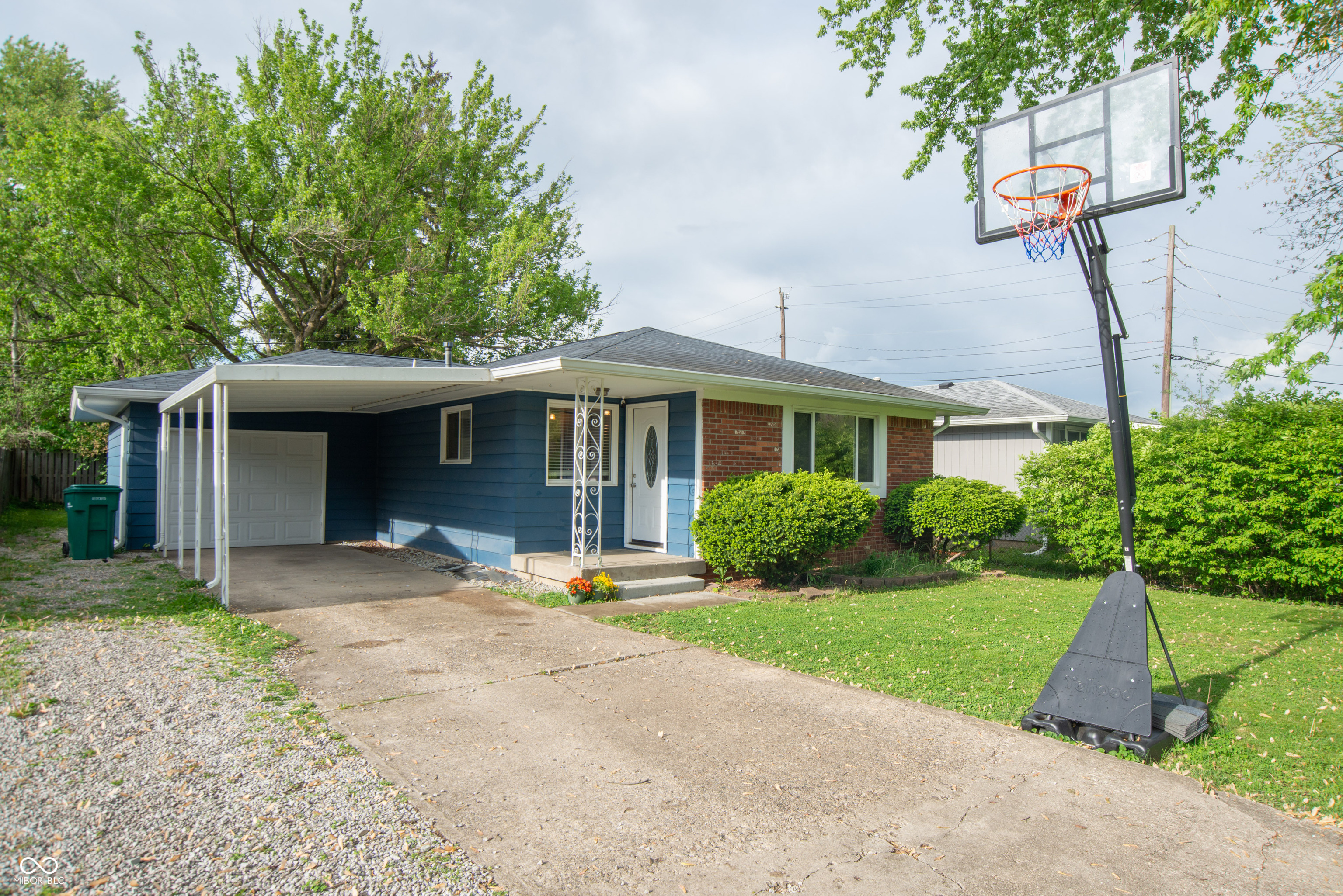 8814 W 30th Street