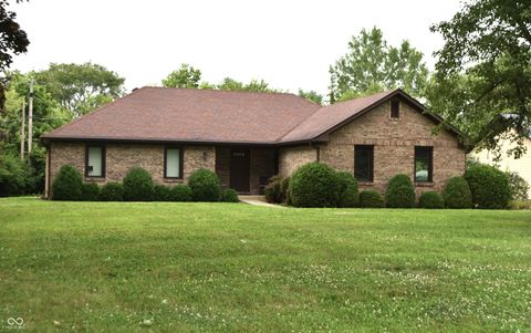 Photo of 6110 Catalina Drive, Indianapolis, IN 46259 (MLS # 22073559)