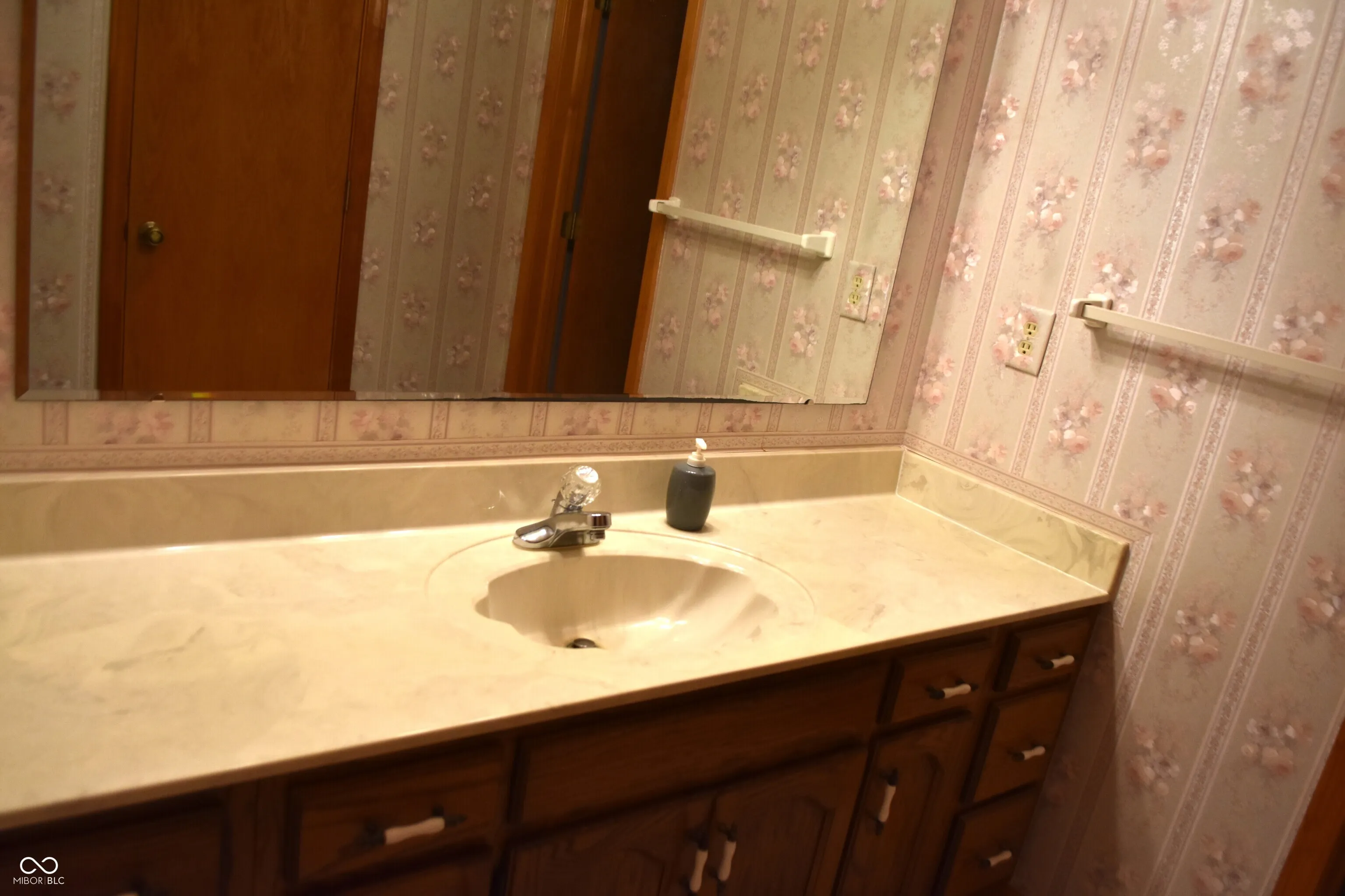 Indianapolis, Indiana 46259, United States, 3 Bedrooms Bedrooms, ,3 BathroomsBathrooms,Residential,Active,245618