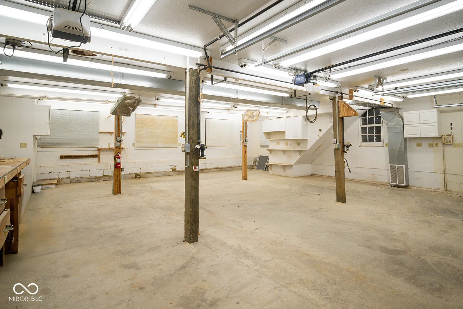 Martinsville, Indiana 46151, United States, 3 Bedrooms Bedrooms, ,2 BathroomsBathrooms,Residential,Active,250113