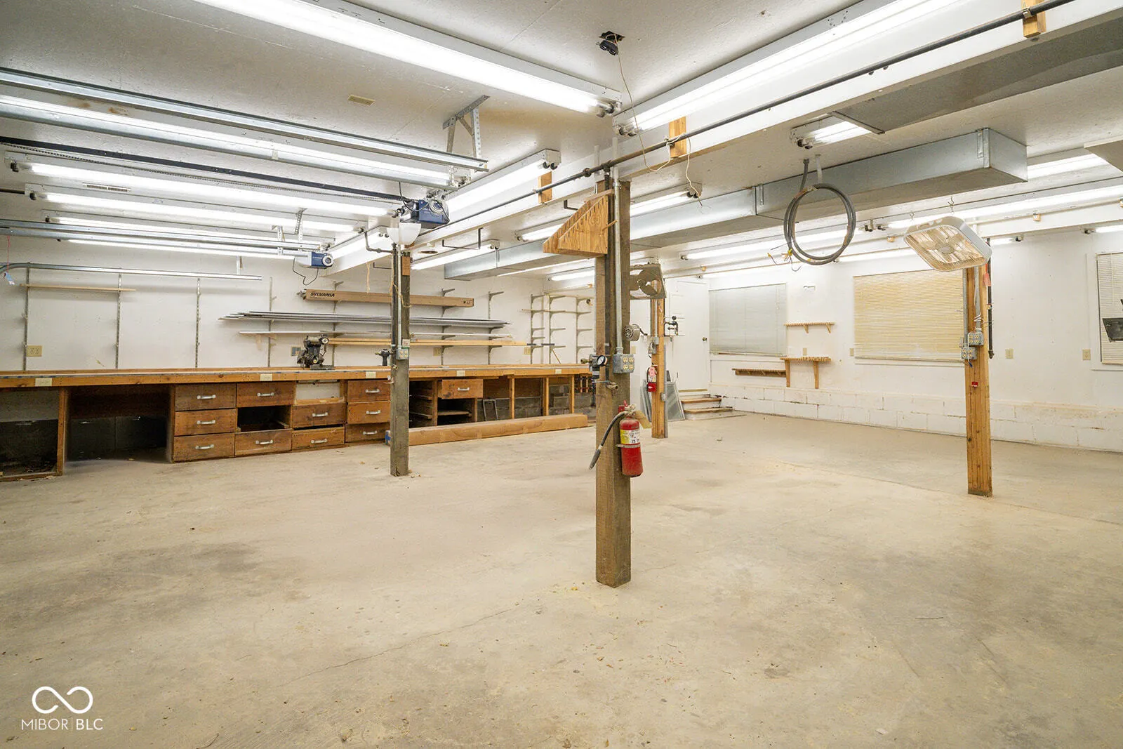 Martinsville, Indiana 46151, United States, 3 Bedrooms Bedrooms, ,2 BathroomsBathrooms,Residential,Active,250113