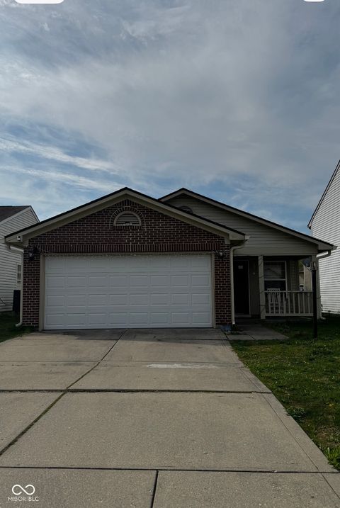 Photo of 529 Meadows Edge Lane, Indianapolis, IN 46217 (MLS # 22094781)