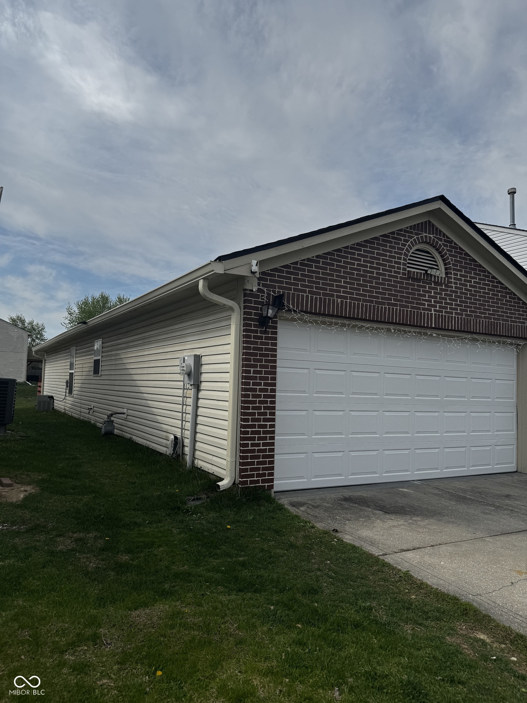 529 Meadows Edge Lane