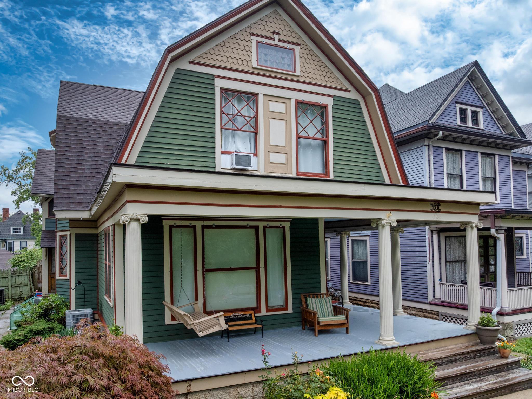320 W 12th Street