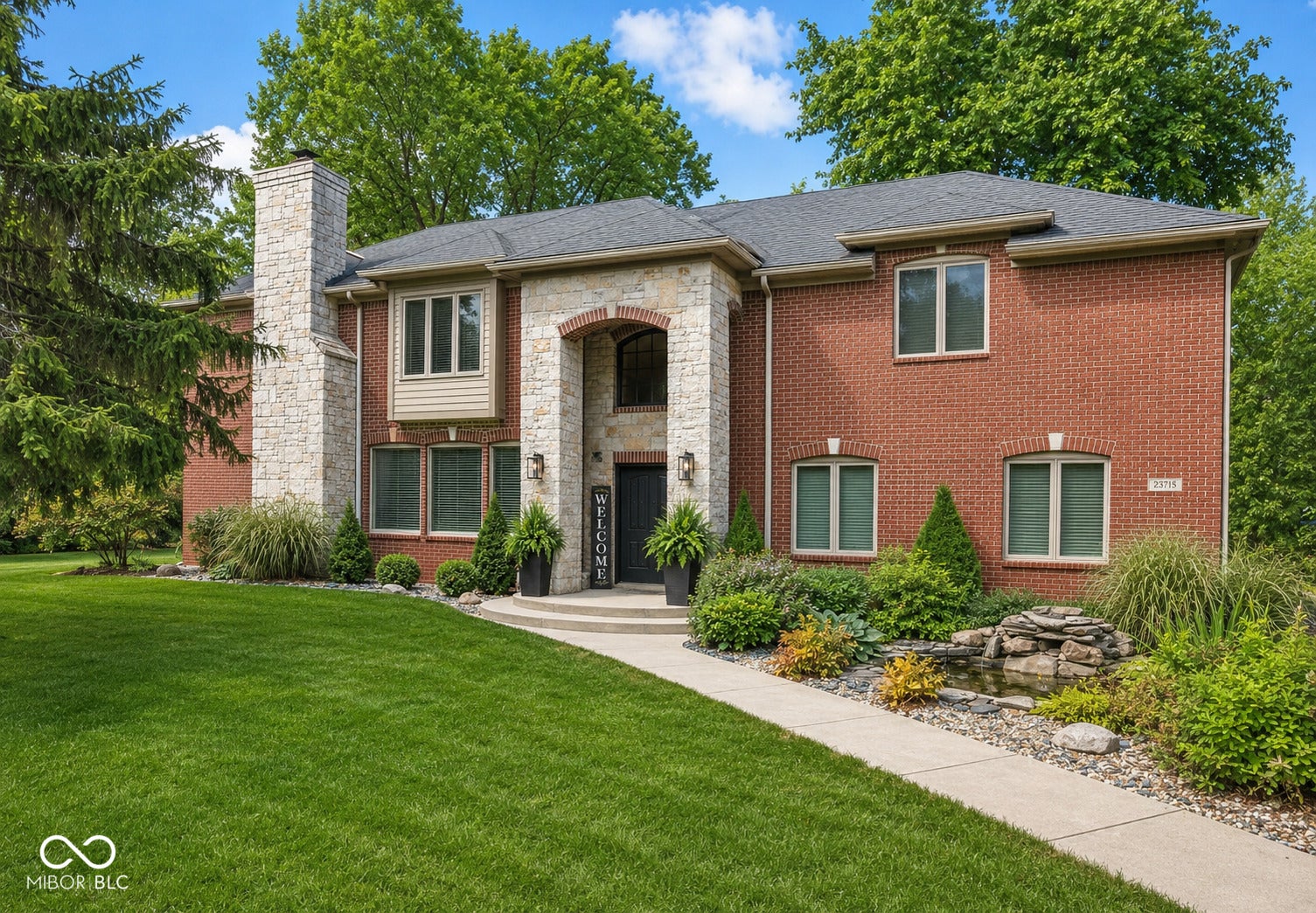 6230 E 56th