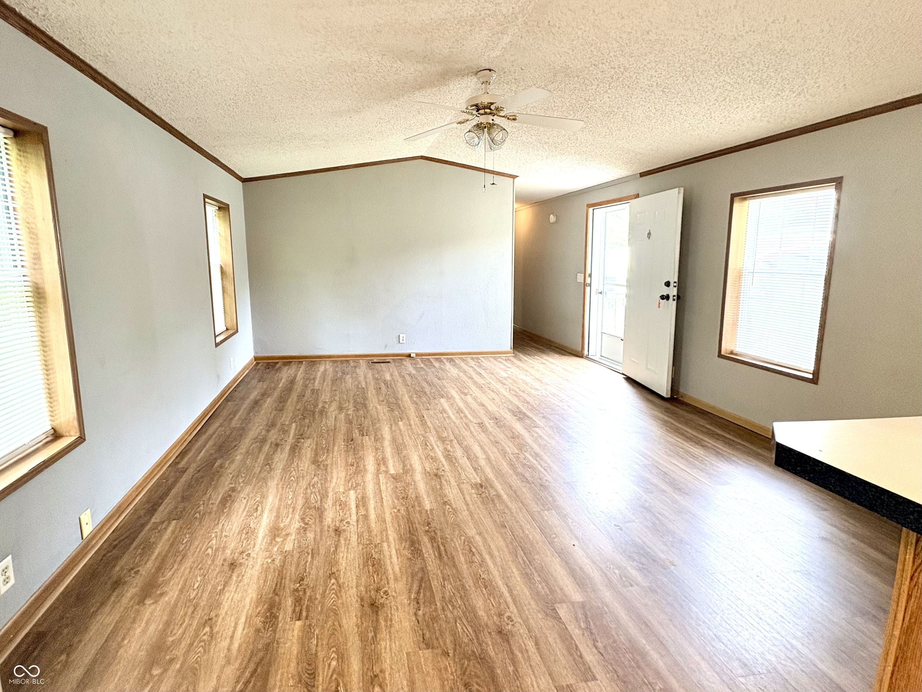 355 Gentlemen Place