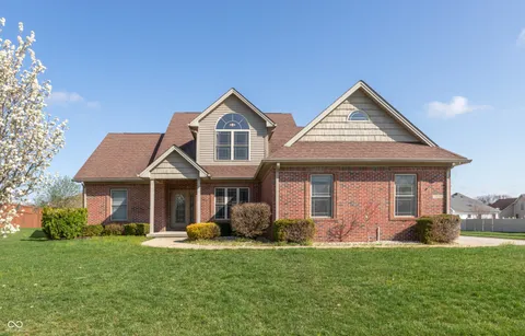 2838 Violet Court W, Columbus, IN 47201 - MLS#: 22025192