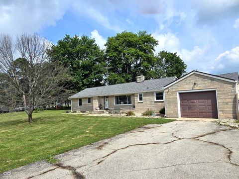Photo of 712 E Main Street, Milroy, IN 46156 (MLS # 22112945)