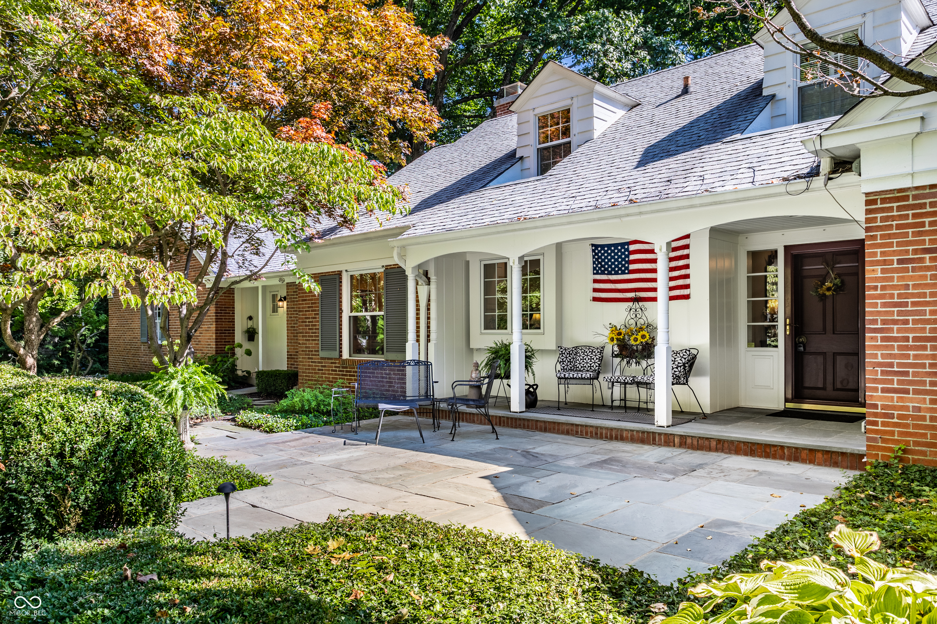 8121 N Illinois Street