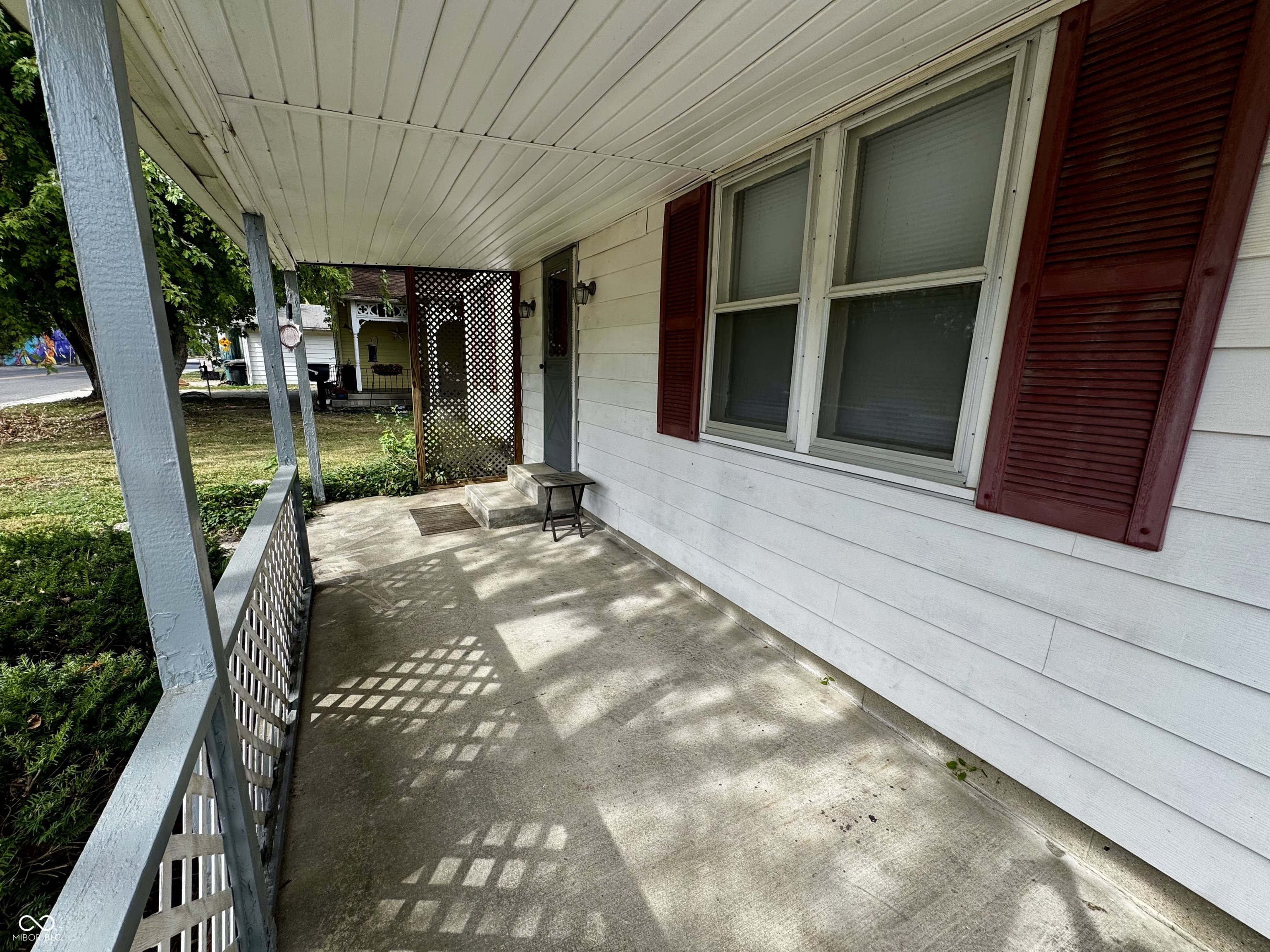 713 Lafayette Avenue