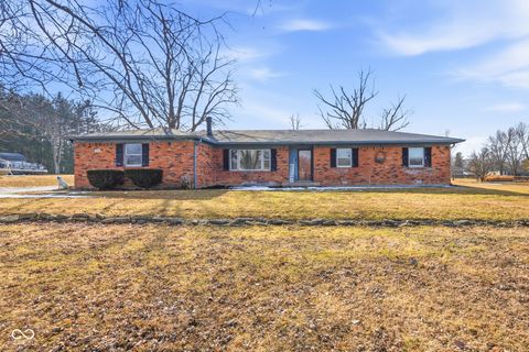 Photo of 2193 W 100 N, Greenfield, IN 46140 (MLS # 22084076)