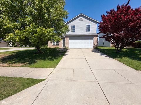 Photo of 4322 Rhapsody Lane, Indianapolis, IN 46235 (MLS # 22099308)