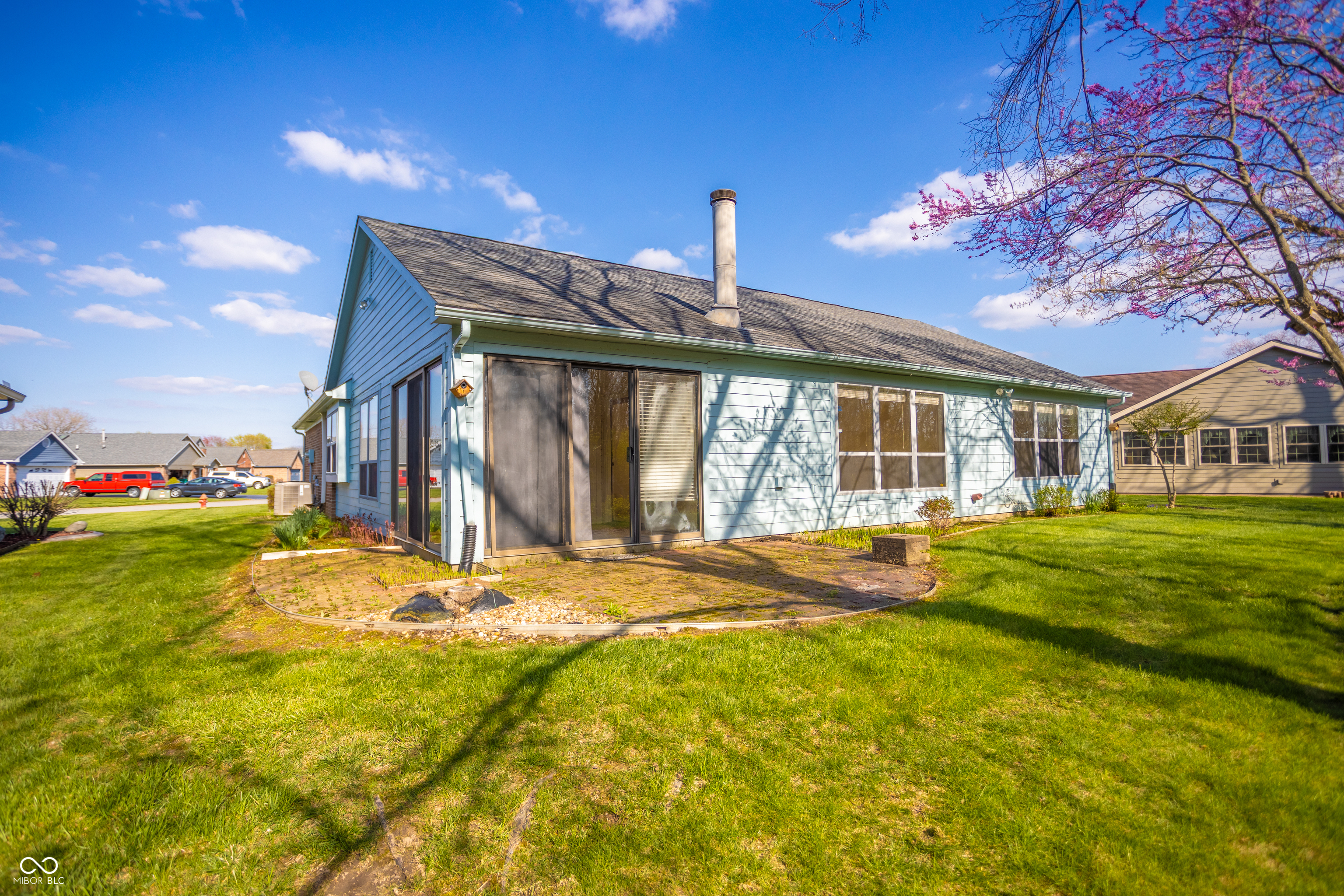 5708 Crystal Bay W Dr
